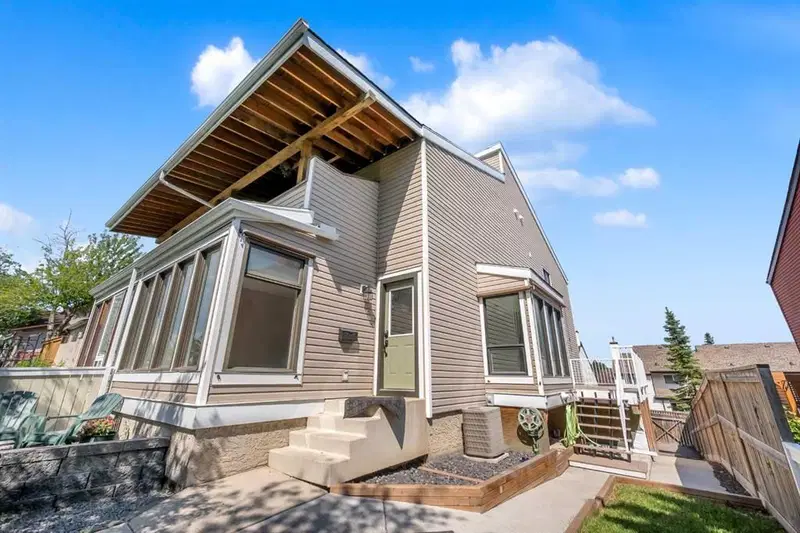 15 Ranch Glen Drive NW, Calgary — main listing photo
