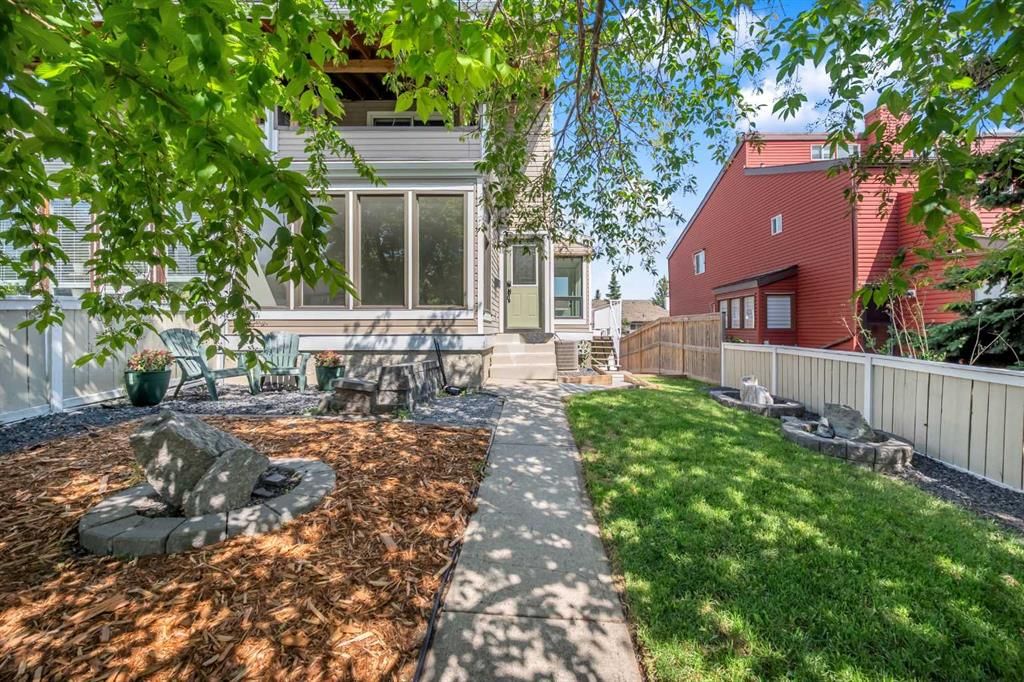15 Ranch Glen Drive NW, Calgary — photo 2 of 46