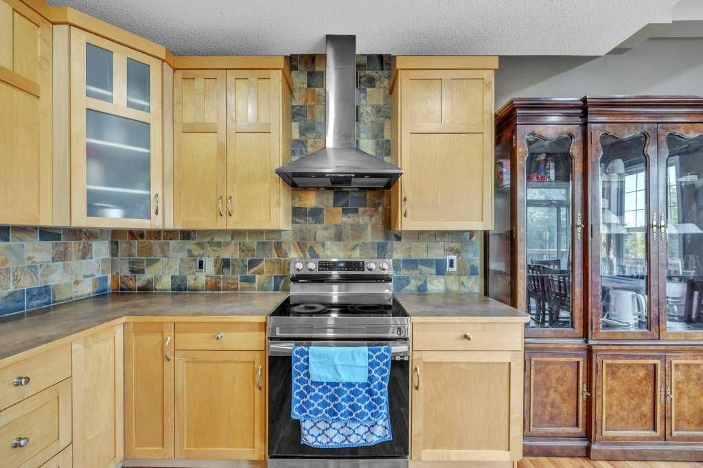 550 Copperfield Boulevard SE, Calgary — photo 5 of 42