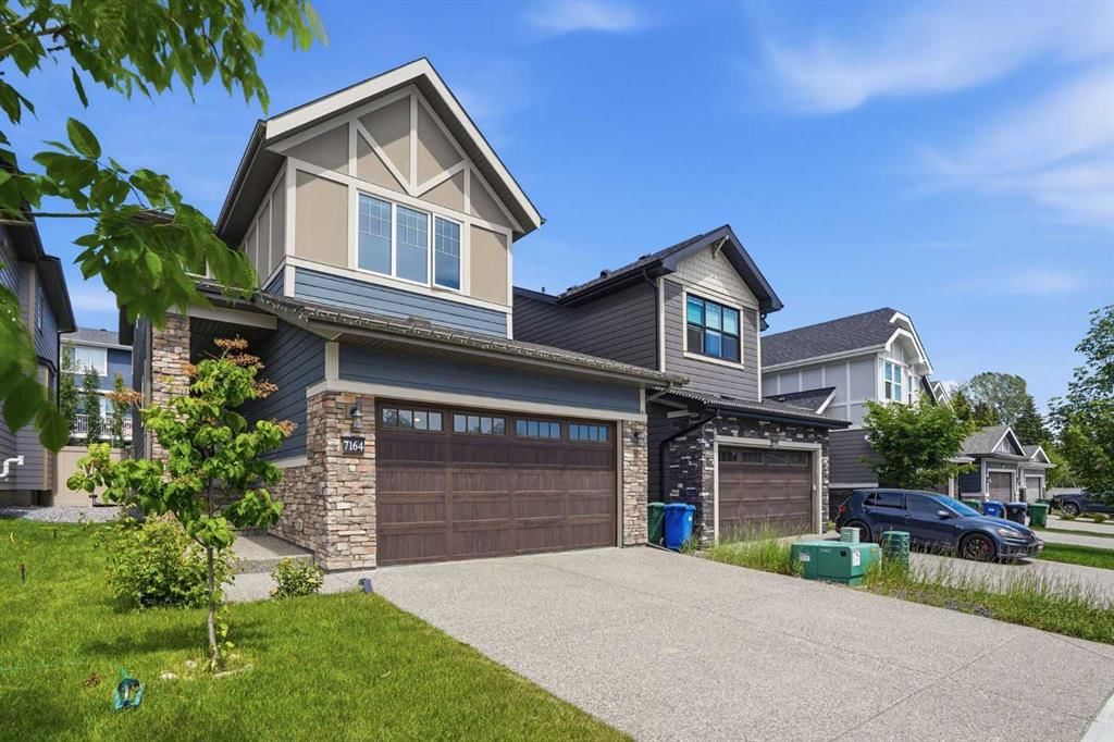 7164 11 Avenue SW, Calgary — main listing photo