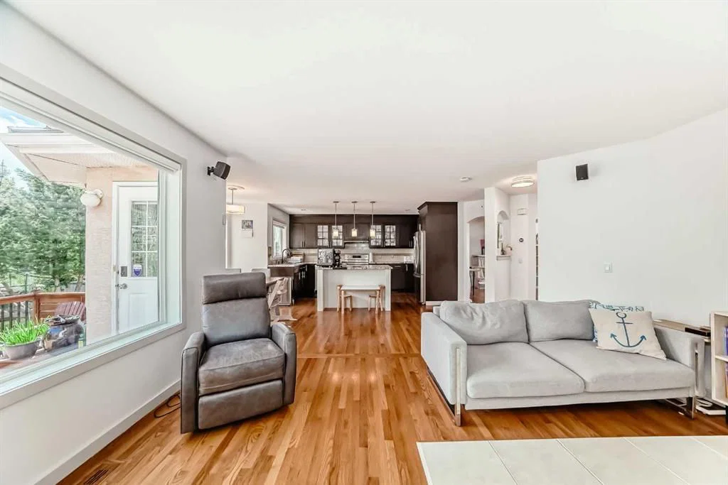 191 Sienna Park Terrace SW, Calgary — photo 4 of 42