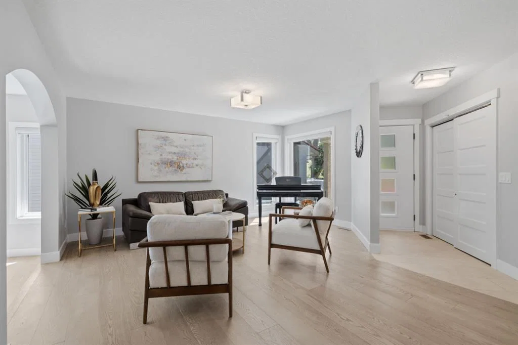 30 Strathcona Road SW, Calgary — photo 4 of 47