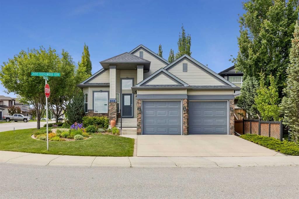 202 Tusslewood Terrace NW, Calgary — photo 2 of 39