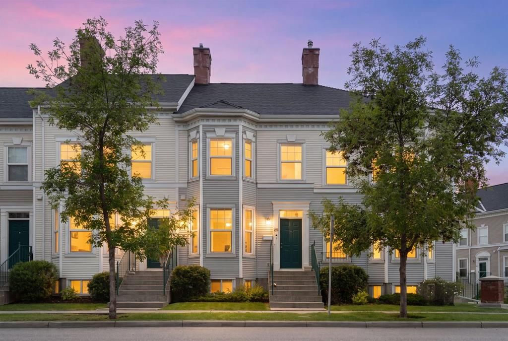 25 Prestwick Park SE, Calgary — main listing photo