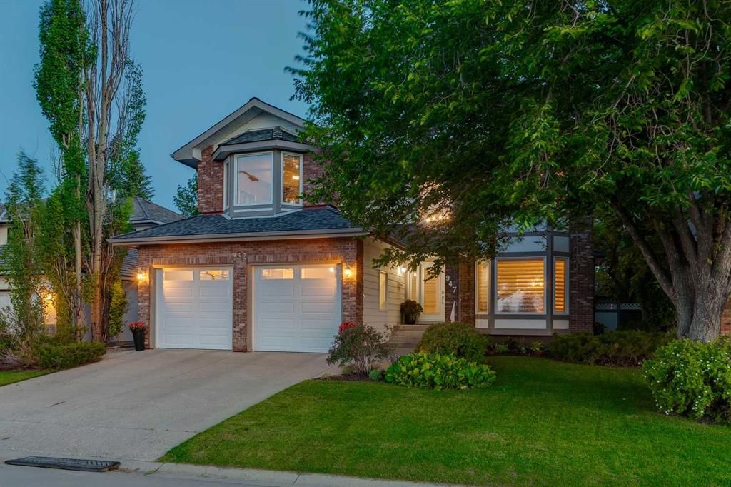 947 Shawnee Drive SW, Calgary — main listing photo
