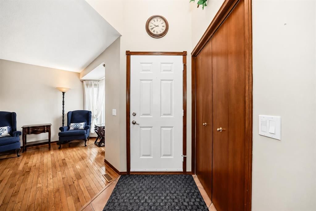 232 Macewan Ridge Close NW, Calgary — photo 3 of 50