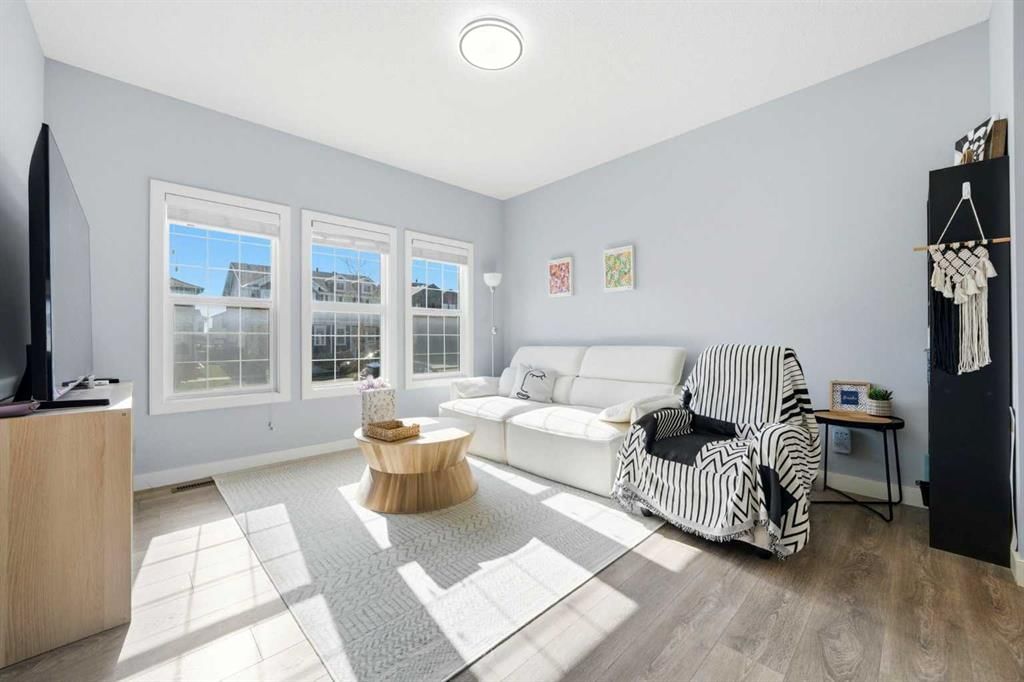 125 Evanston Hill NW, Calgary — photo 3 of 32