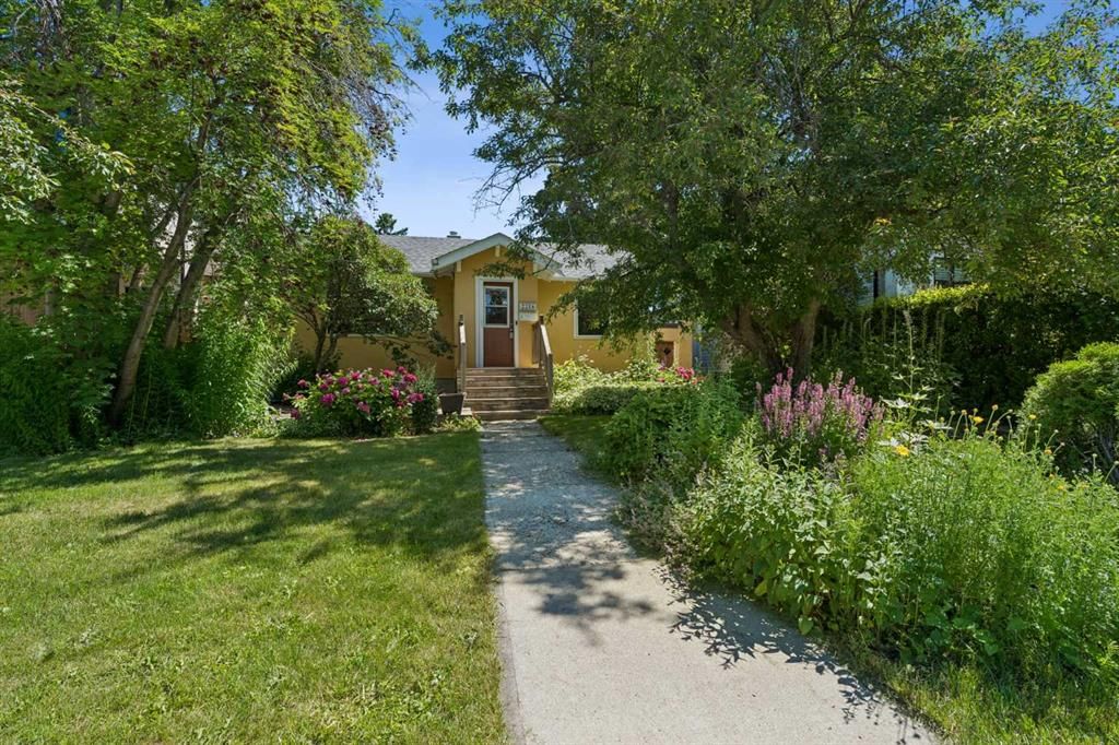2216 26 Street SW, Calgary — photo 5 of 36