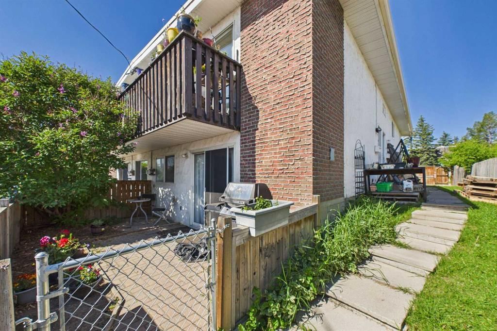 11440 Elbow Drive SW, Calgary — photo 3 of 47
