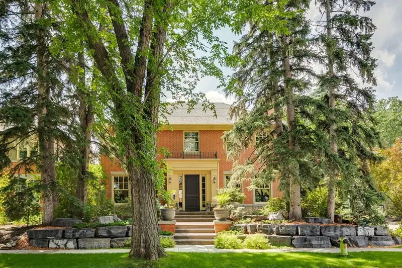 729 Riverdale Avenue SW, Calgary — main listing photo