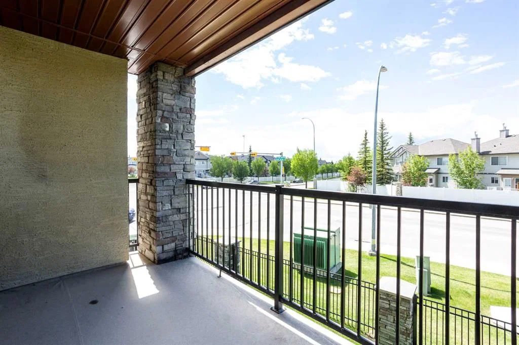 1211, 8810 Royal Birch Boulevard NW, Calgary — photo 3 of 24