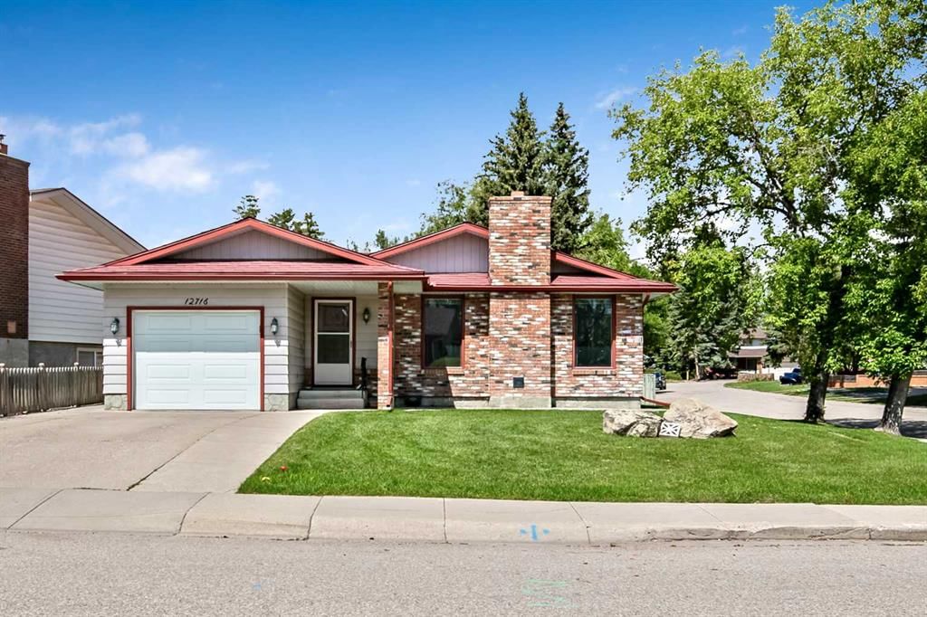 12716 Cannington Way SW, Calgary — main listing photo