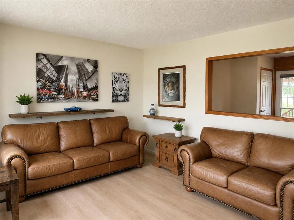 2510 35 Street SE, Calgary — photo 4 of 16
