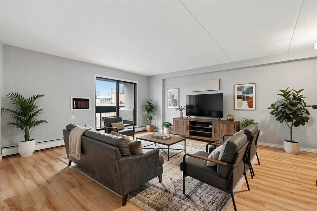 904, 735 12 Avenue SW, Calgary — main listing photo