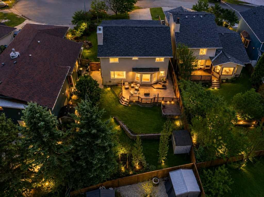 256 Riverside Mews SE, Calgary — photo 5 of 47