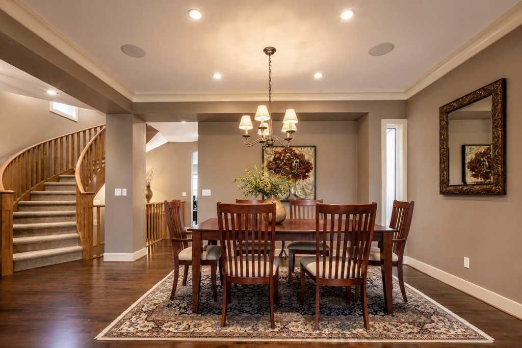 24 Aspen Meadows Green SW, Calgary — photo 5 of 38