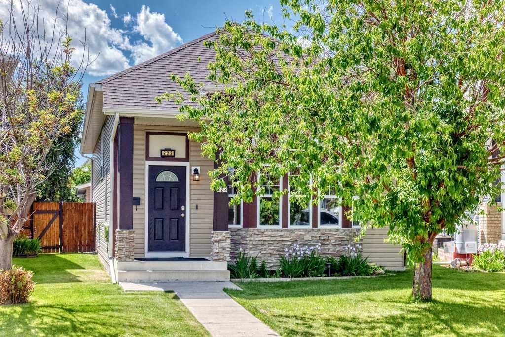 222 Covewood Close NE, Calgary — photo 2 of 39