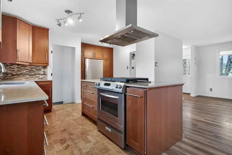 81 Westminster Drive SW, Calgary — main listing photo