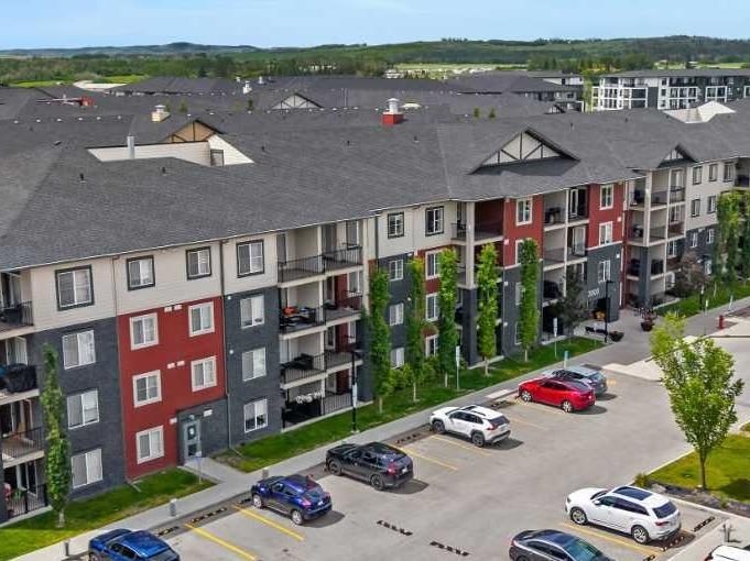 3406, 81 Legacy Boulevard SE, Calgary — main listing photo