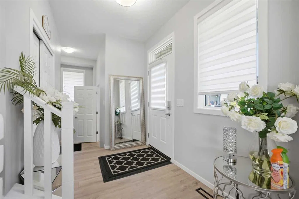 52 Cityline Point NE, Calgary — photo 4 of 42