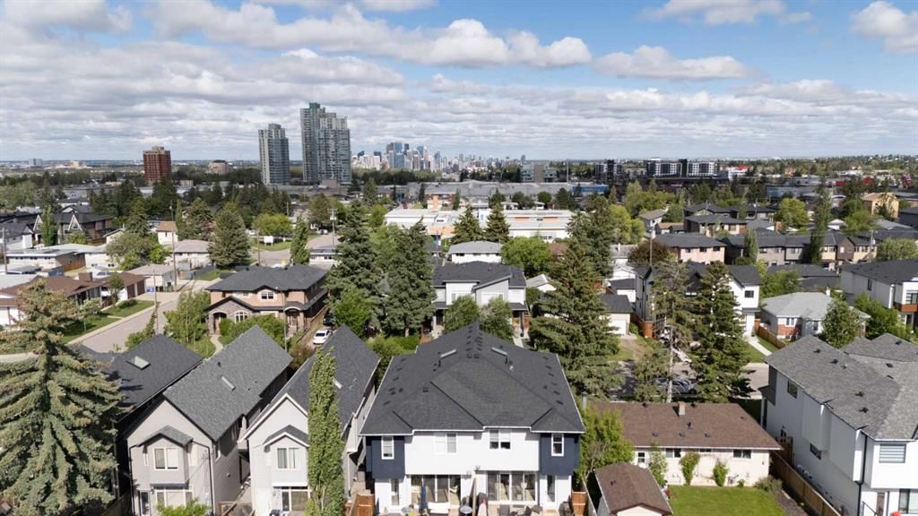 1410 42 Street SW, Calgary — photo 4 of 24