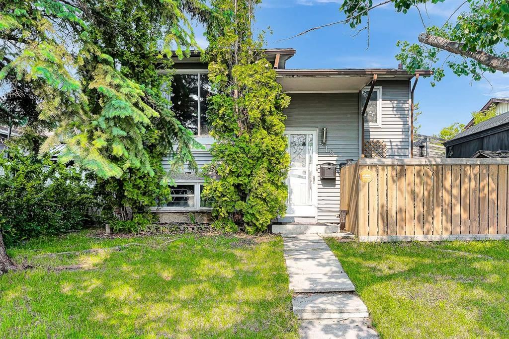 215 ERIN WOODS Drive SE, Calgary — main listing photo