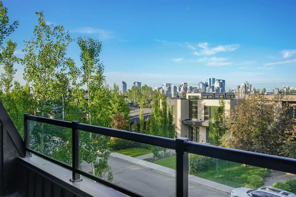 2535 19 Street SW, Calgary — photo 3 of 48