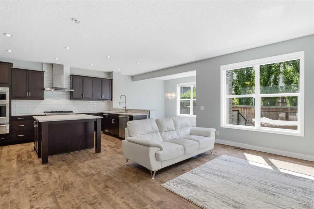 117 Auburn Glen Drive SE, Calgary — photo 3 of 32