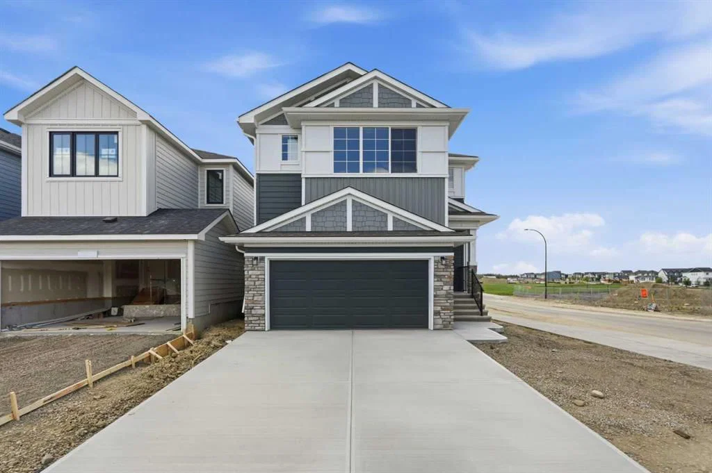 7 Verdure Gate SW, Calgary — main listing photo