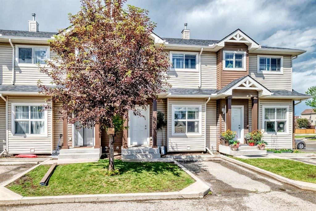 303, 111 Tarawood Lane NE, Calgary — main listing photo