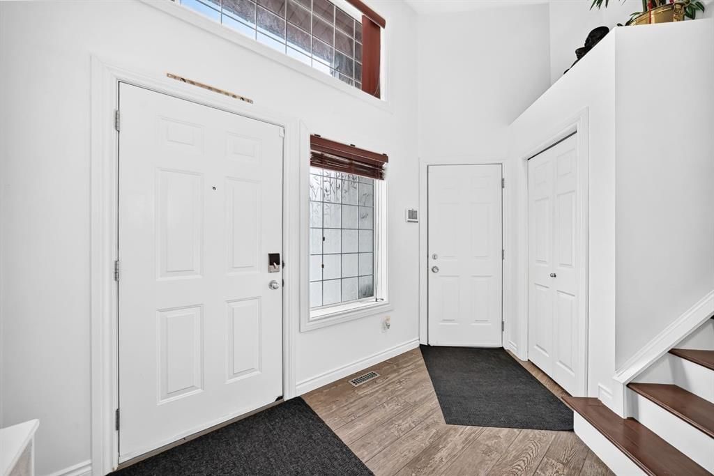 91 Panamount Gardens NW, Calgary — photo 4 of 40