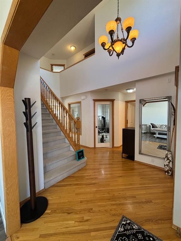 513 Sierra Madre Court SW, Calgary — photo 5 of 43
