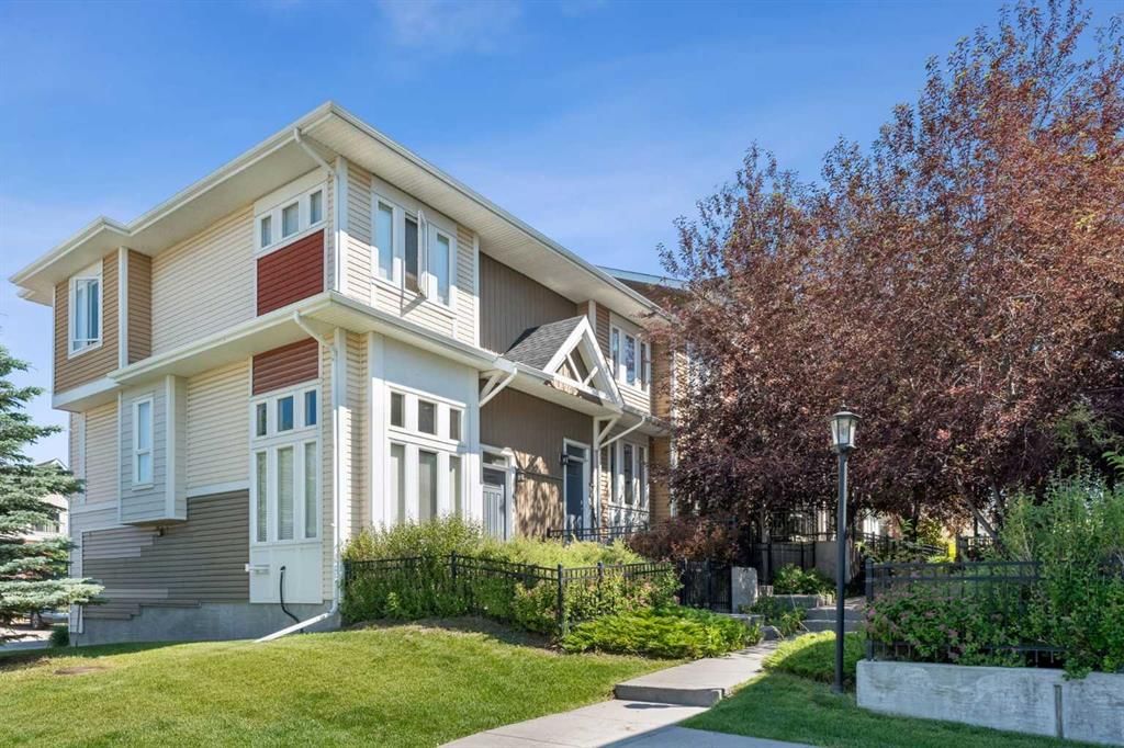 614 Auburn Bay Square SE, Calgary — main listing photo