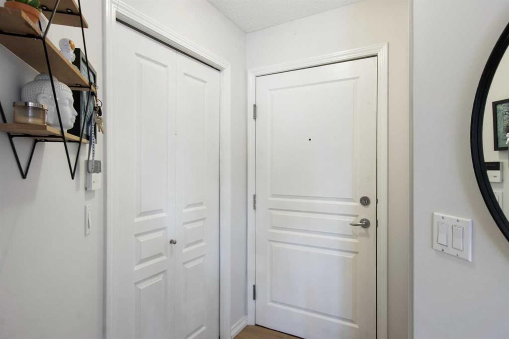 140, 22 Richard Place SW, Calgary — photo 2 of 37