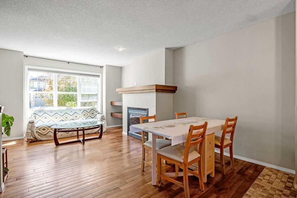 275 Everstone Drive SW, Calgary — photo 5 of 25