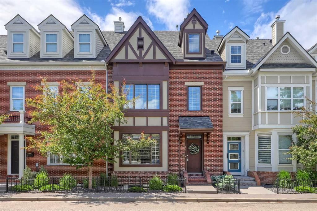 17 Somme Boulevard SW, Calgary — main listing photo