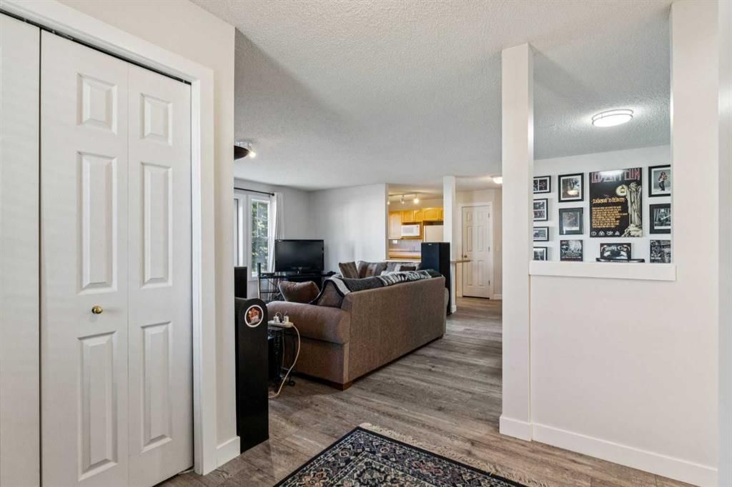 3105, 7171 Coach Hill Road SW, Calgary — photo 4 of 24