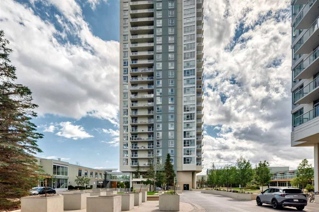 2204, 99 Spruce Place SW, Calgary — photo 4 of 50