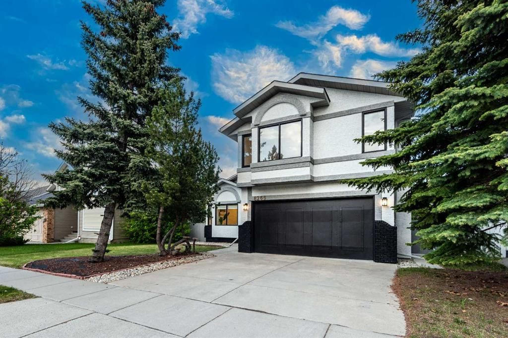 8266 Edgebrook Drive, Calgary — photo 3 of 50