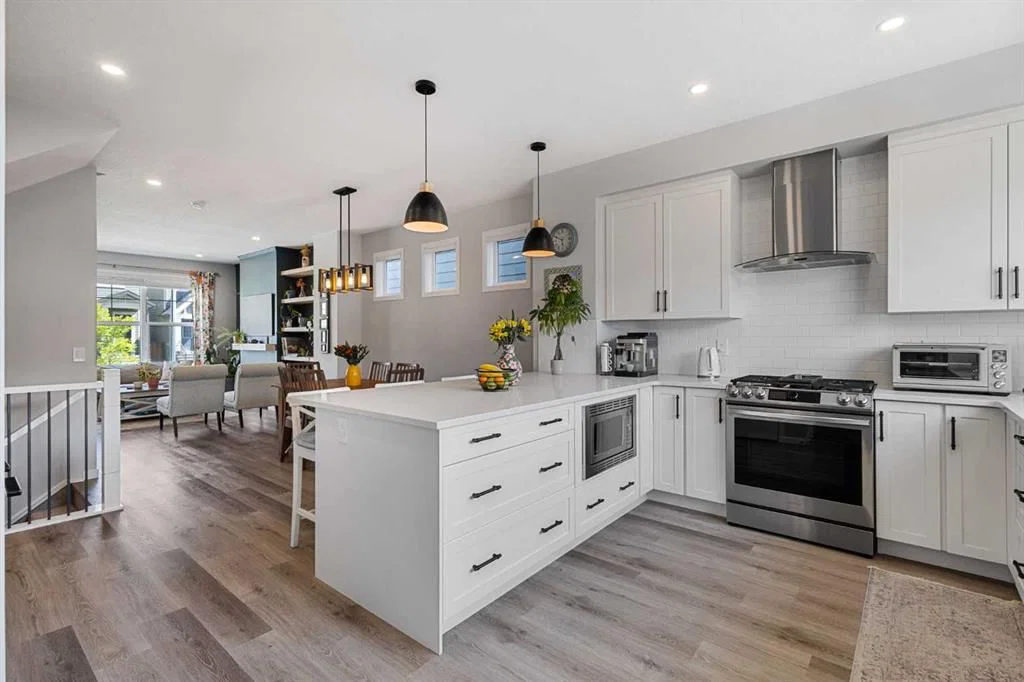 327 Masters Row SE, Calgary — photo 5 of 42