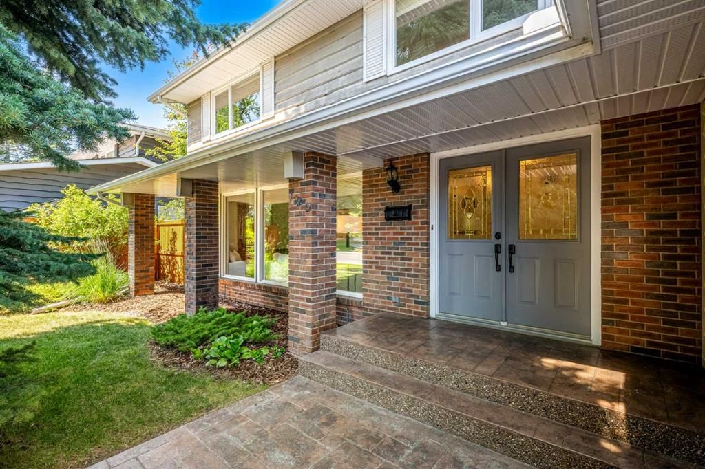120 Lake Placid Road SE, Calgary — photo 2 of 50