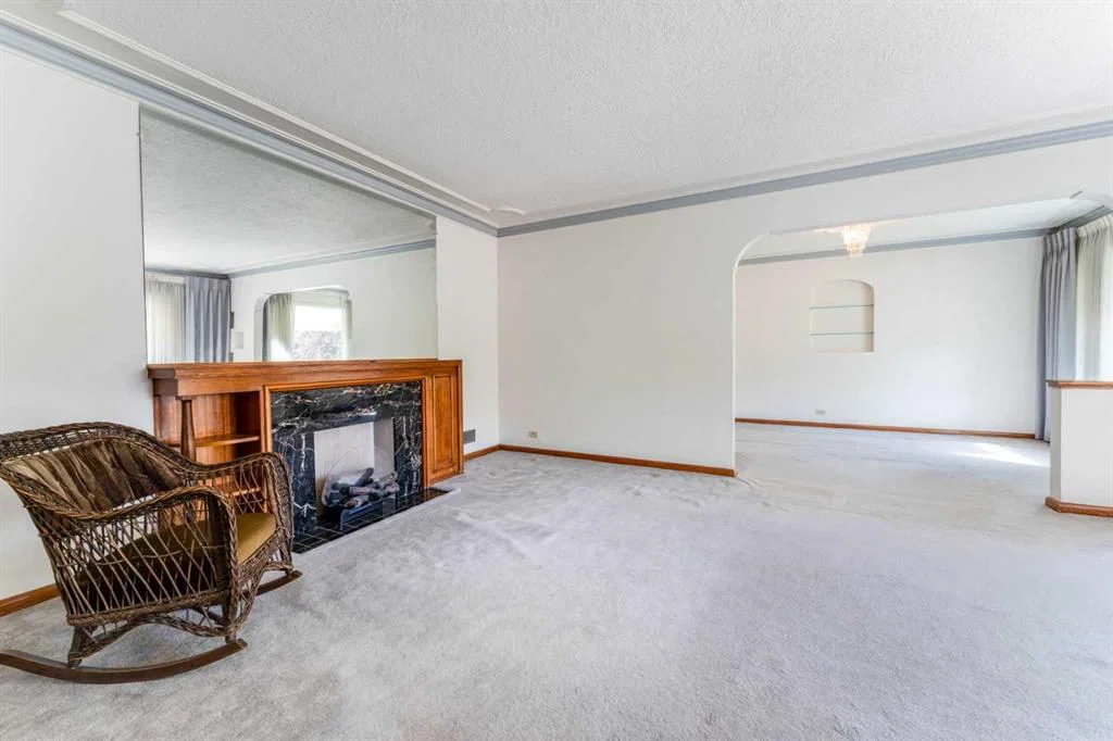 1122 9 Street NW, Calgary — photo 3 of 30