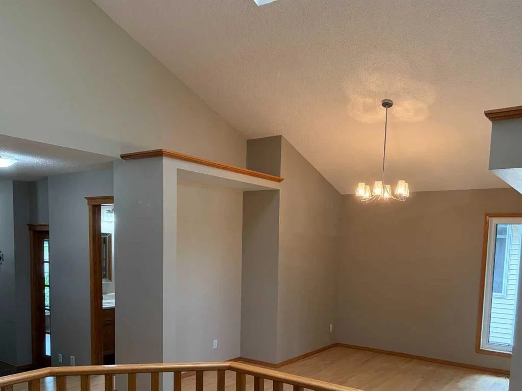 73 Scripps Landing NW, Calgary — photo 4 of 22