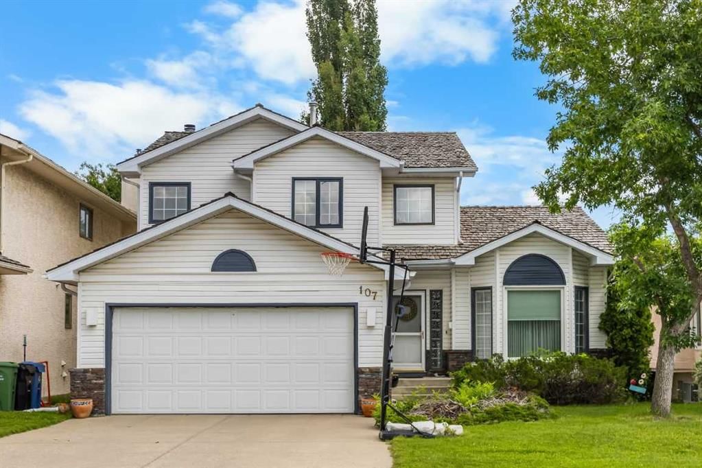 107 Hampshire Close NW, Calgary — main listing photo