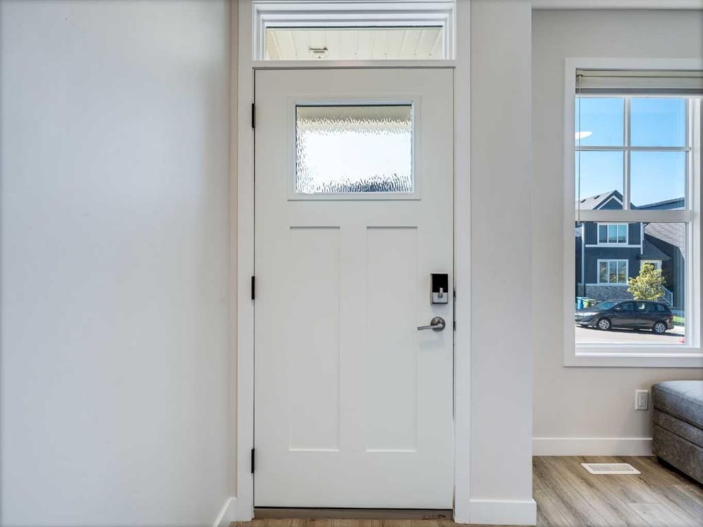 235 Aquila Way NW, Calgary — photo 3 of 30