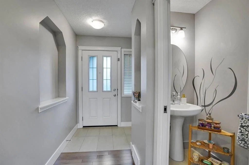 64 Sage Hill Point NW, Calgary — photo 3 of 41