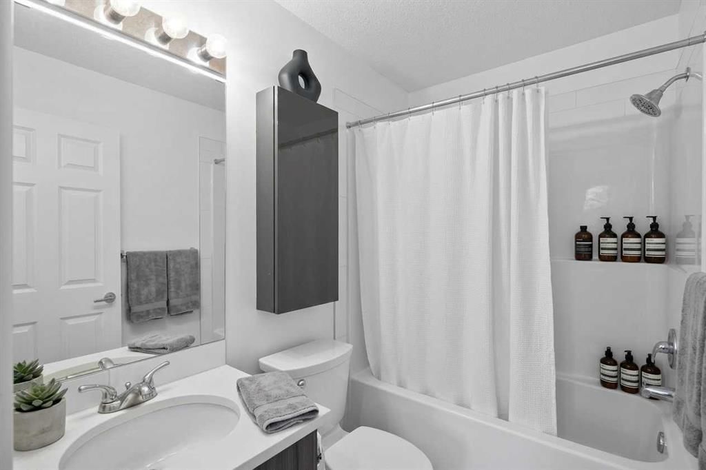 2313, 215 Legacy Boulevard SE, Calgary — photo 3 of 12