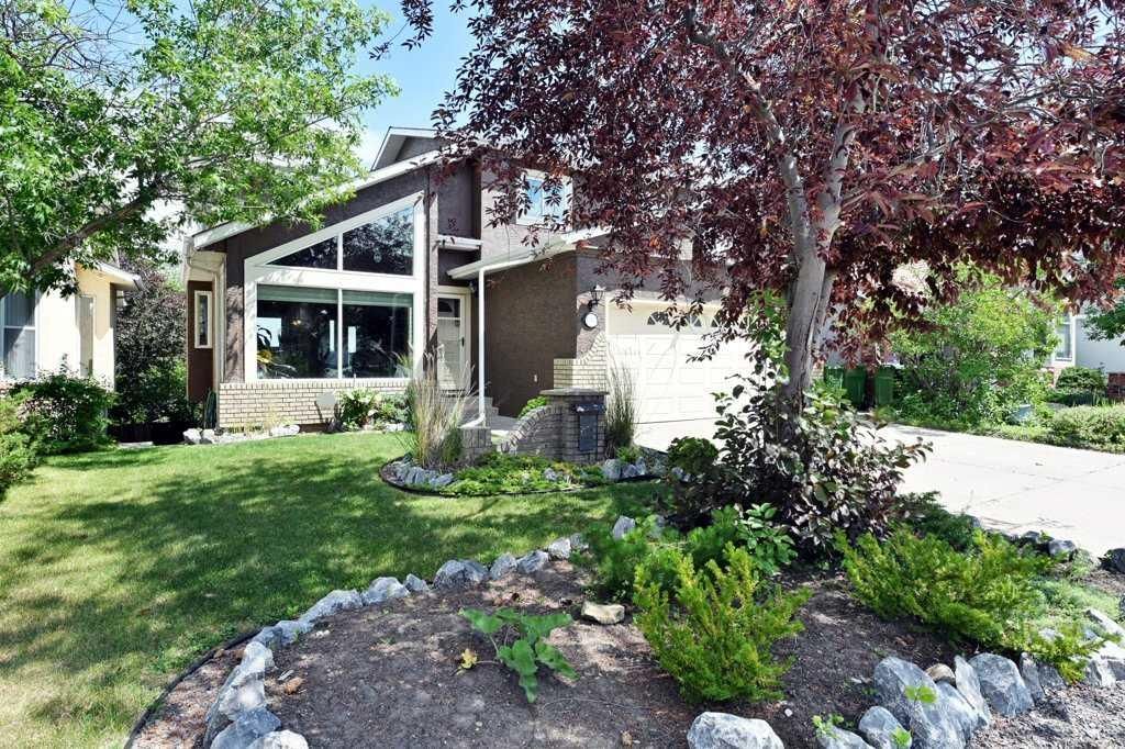 2824 Signal Hill Drive SW, Calgary — photo 2 of 50