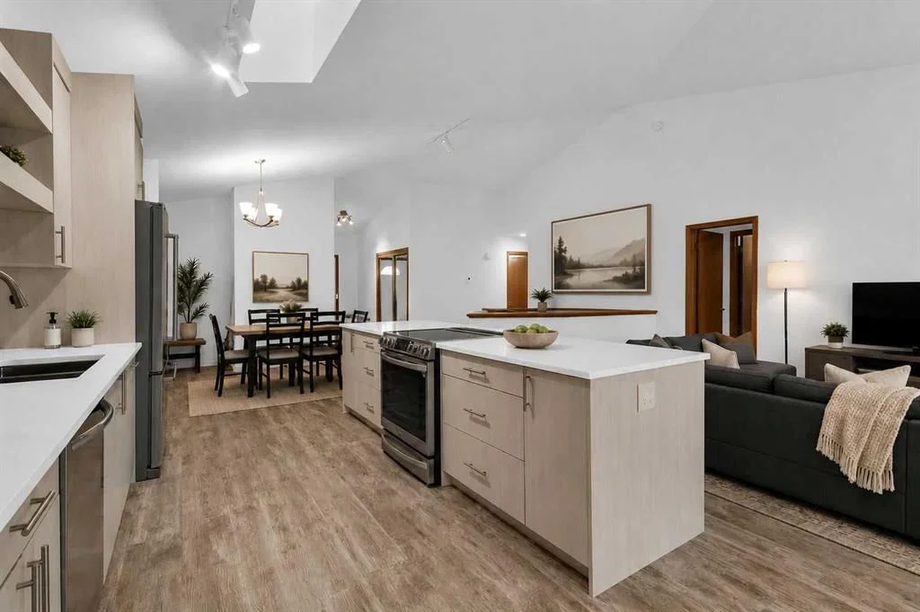 119 Edgepark Villas NW, Calgary — photo 5 of 46