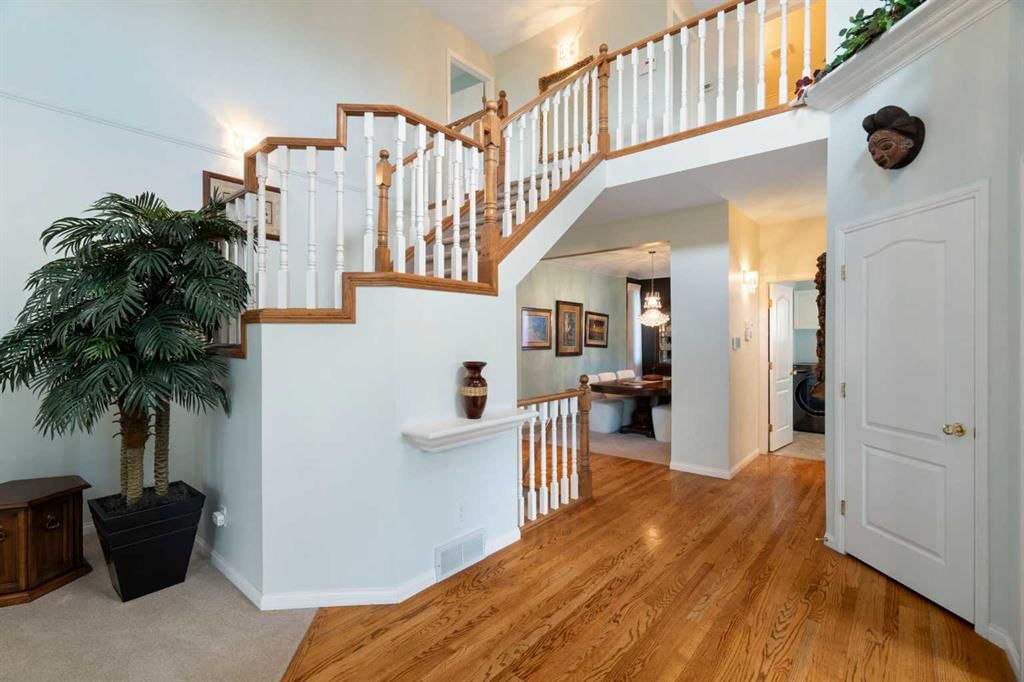 1649 Evergreen Hill SW, Calgary — photo 4 of 50